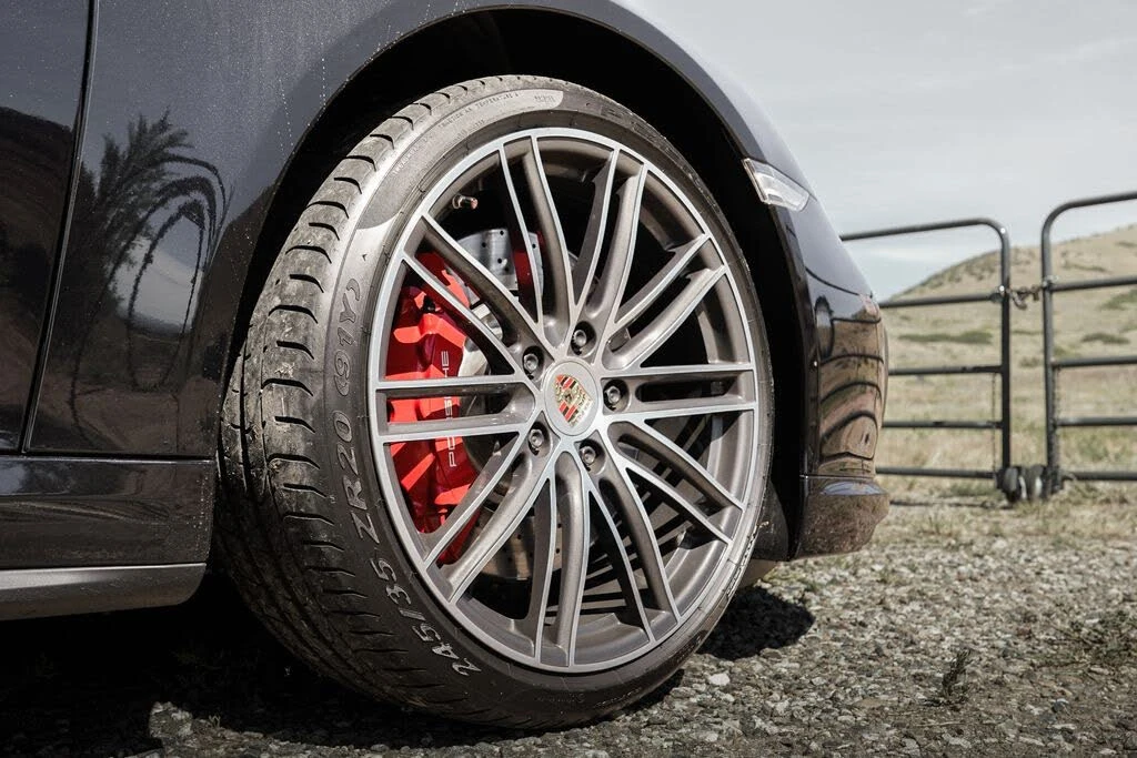 2017 Porsche 991 Turbo - Image 16 of 31