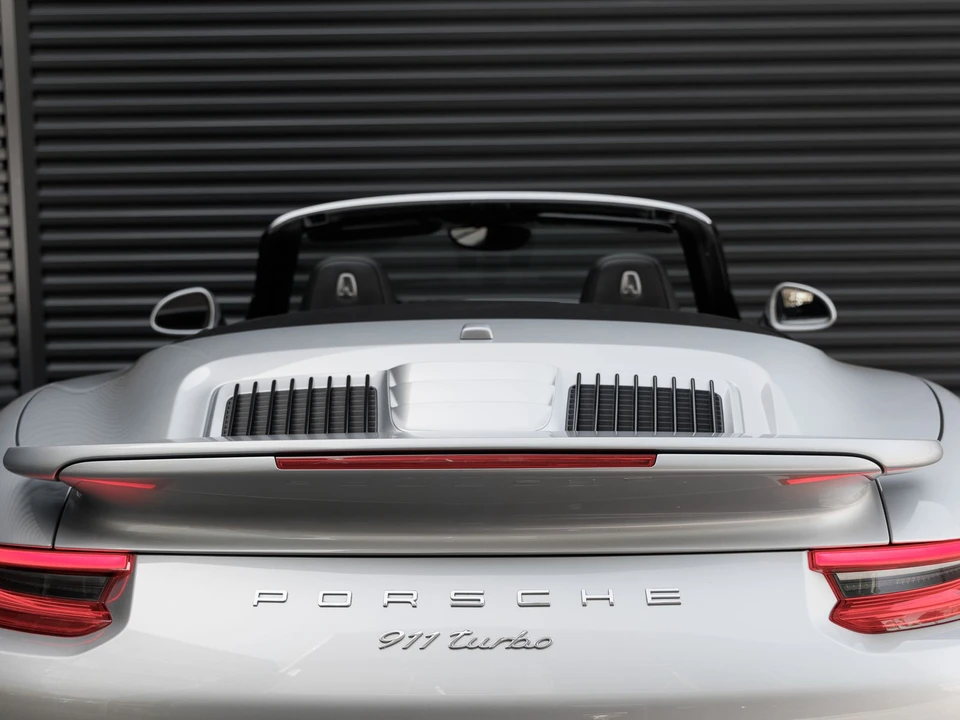 2017 Porsche 991 Turbo - Image 26 of 31