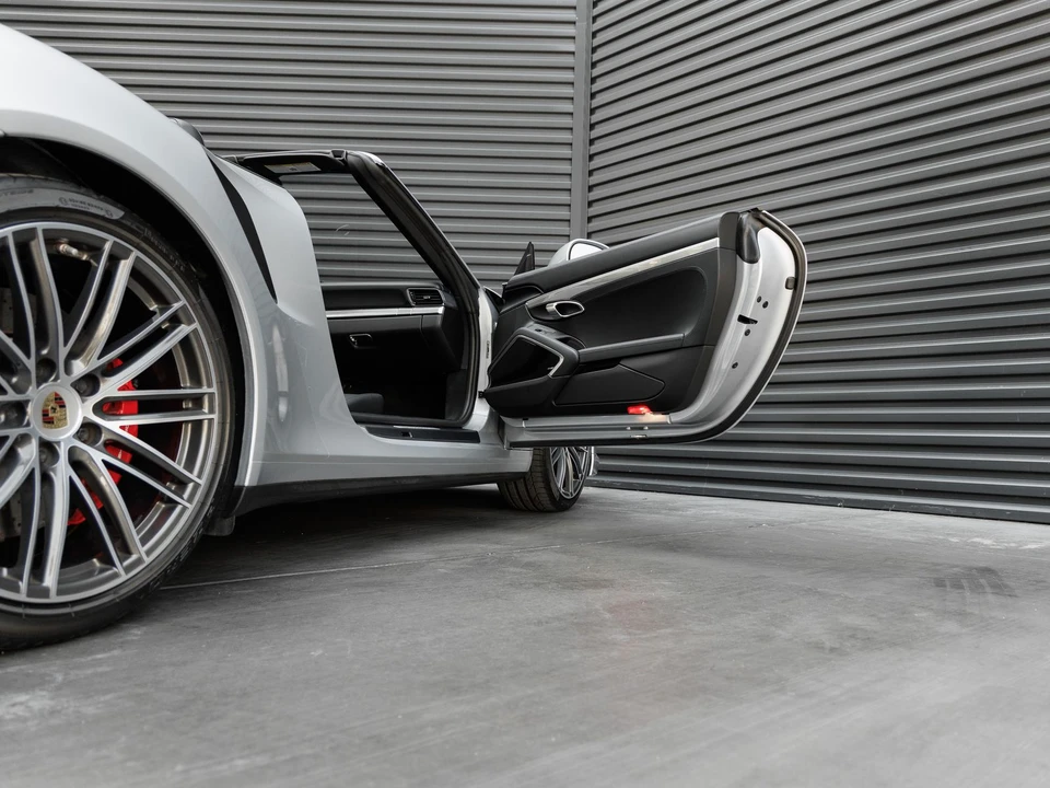 2017 Porsche 991 Turbo - Image 30 of 31