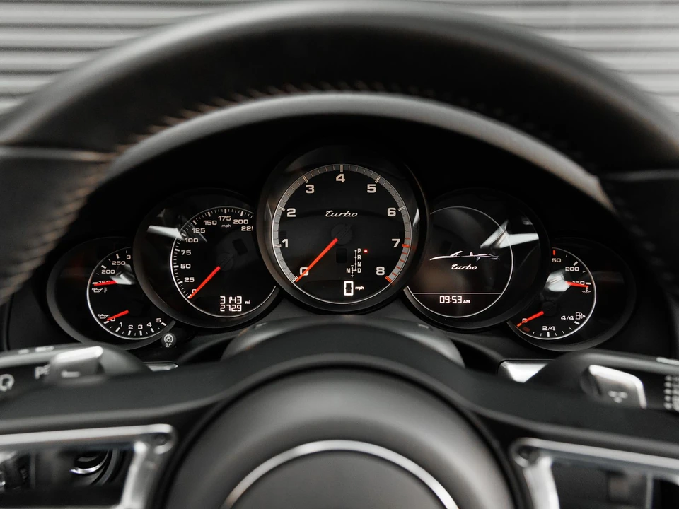 2017 Porsche 991 Turbo - Image 18 of 31