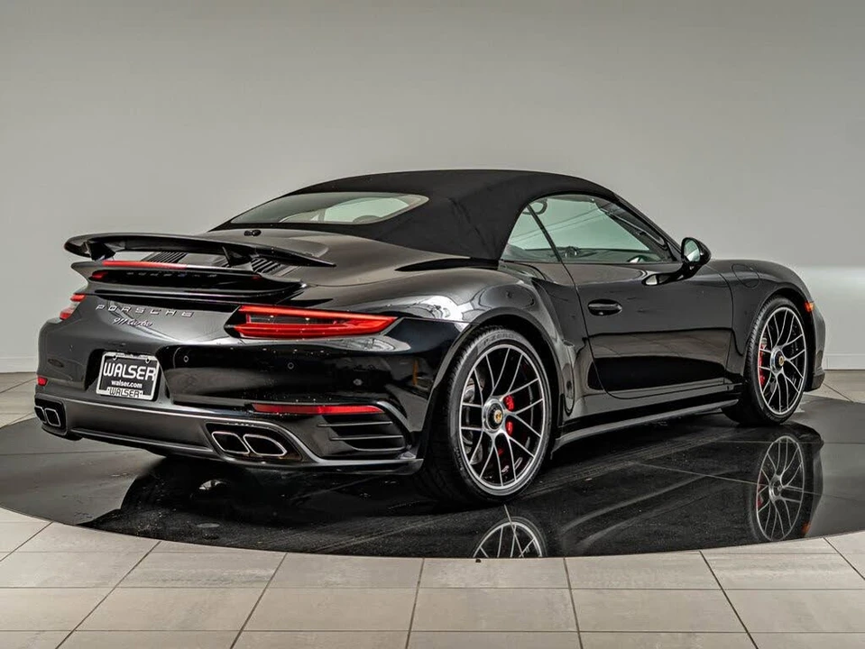 2017 Porsche 991 Turbo - Image 8 of 31