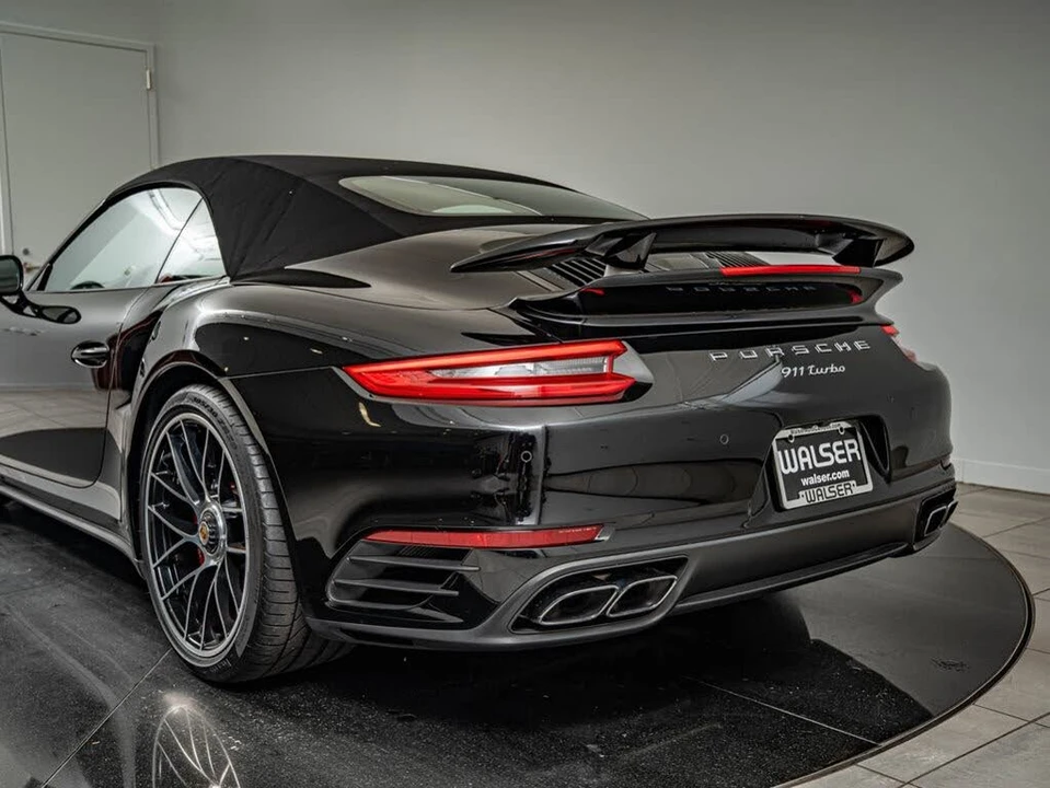 2017 Porsche 991 Turbo - Image 25 of 31