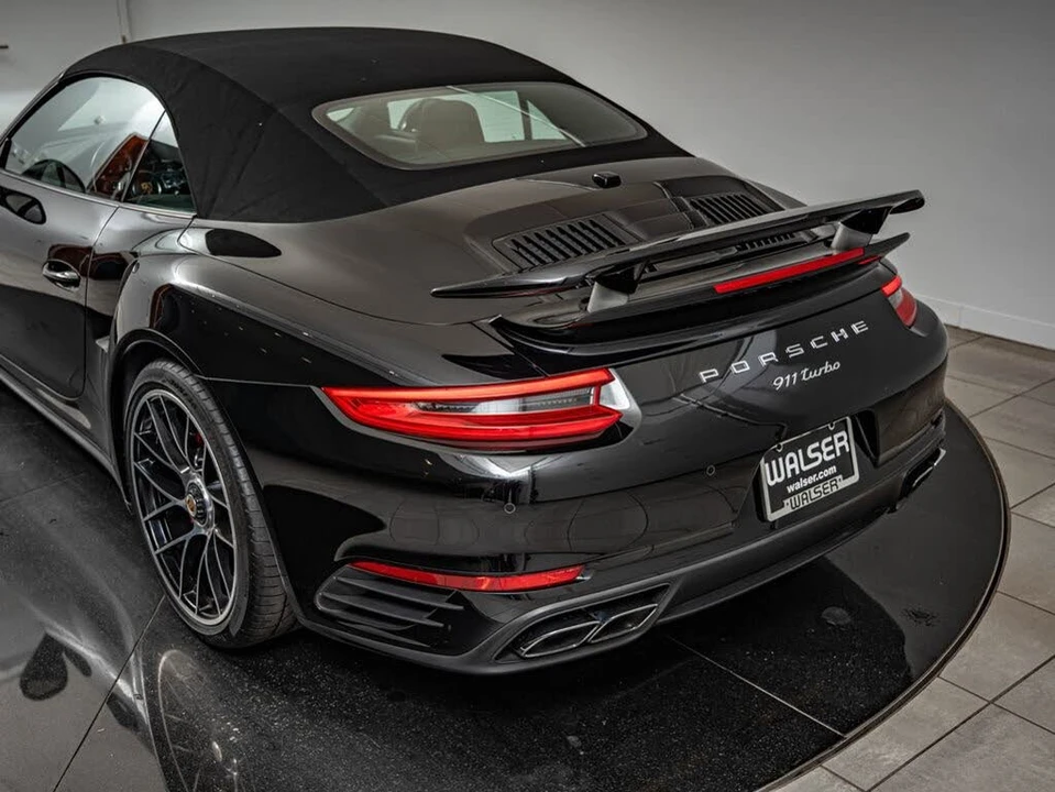 2017 Porsche 991 Turbo - Image 24 of 31