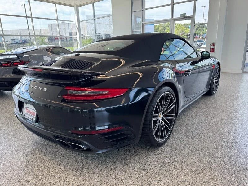 2017 Porsche 991 Turbo - Image 6 of 17