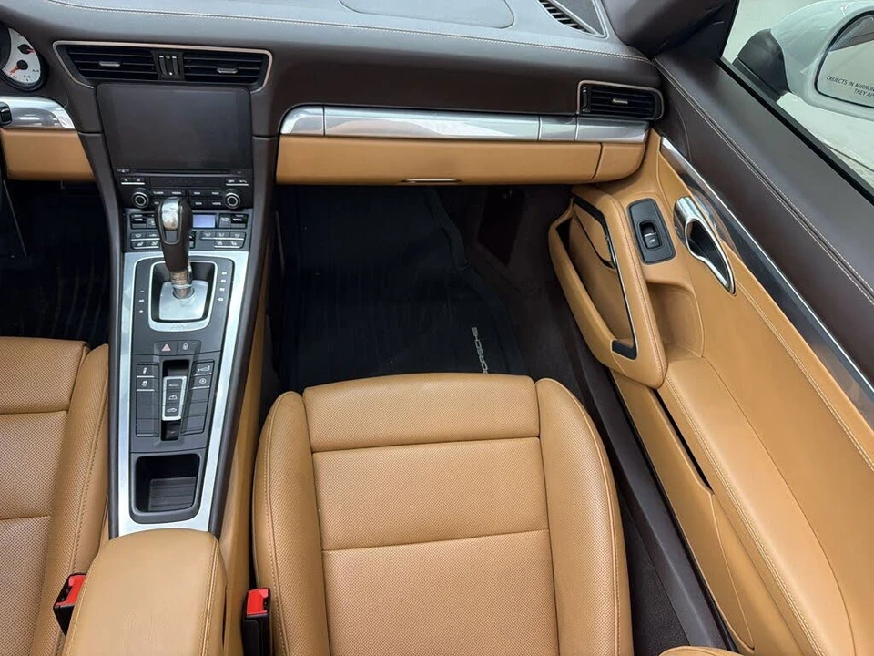 2017 Porsche 991 Turbo - Image 29 of 30