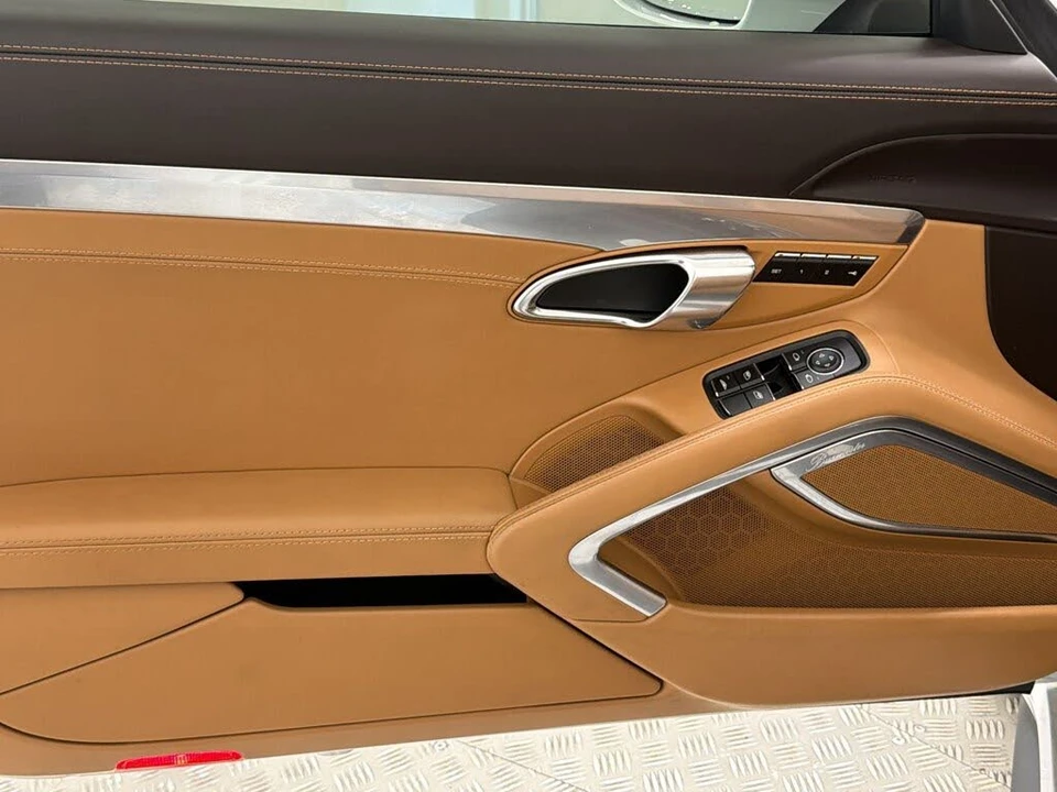 2017 Porsche 991 Turbo - Image 14 of 30