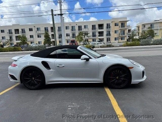 2017 Porsche 991 Turbo - Image 14 of 31