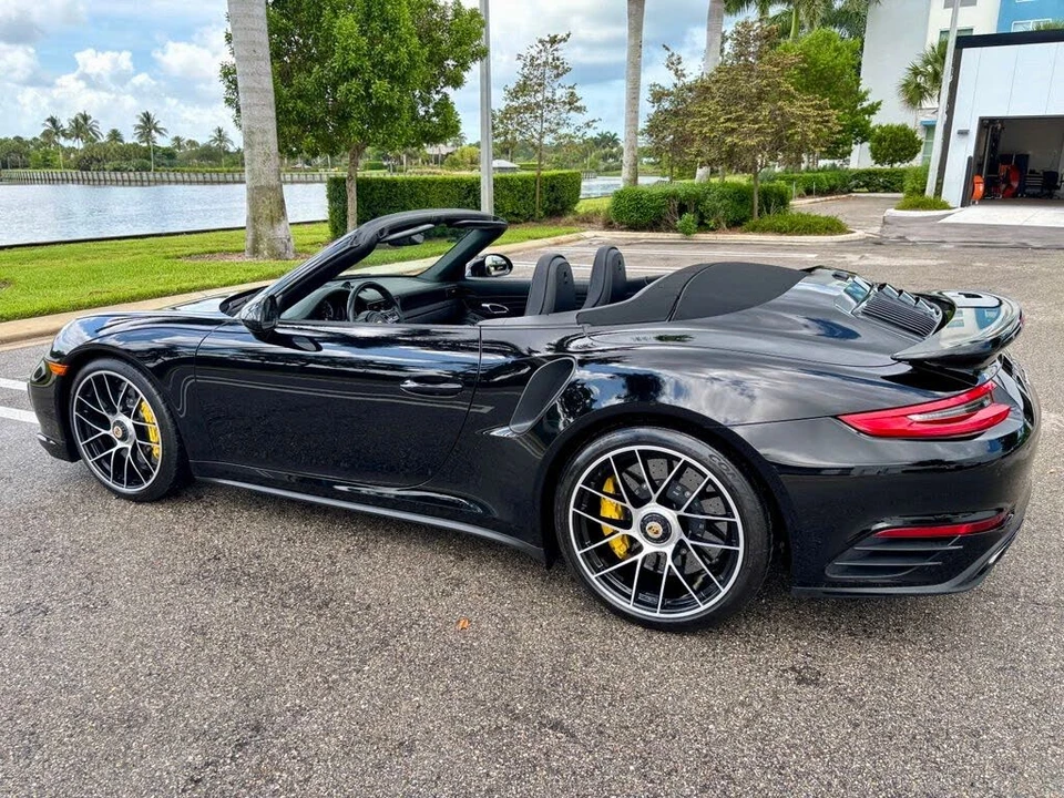 2017 Porsche 991 Turbo S - Image 11 of 28