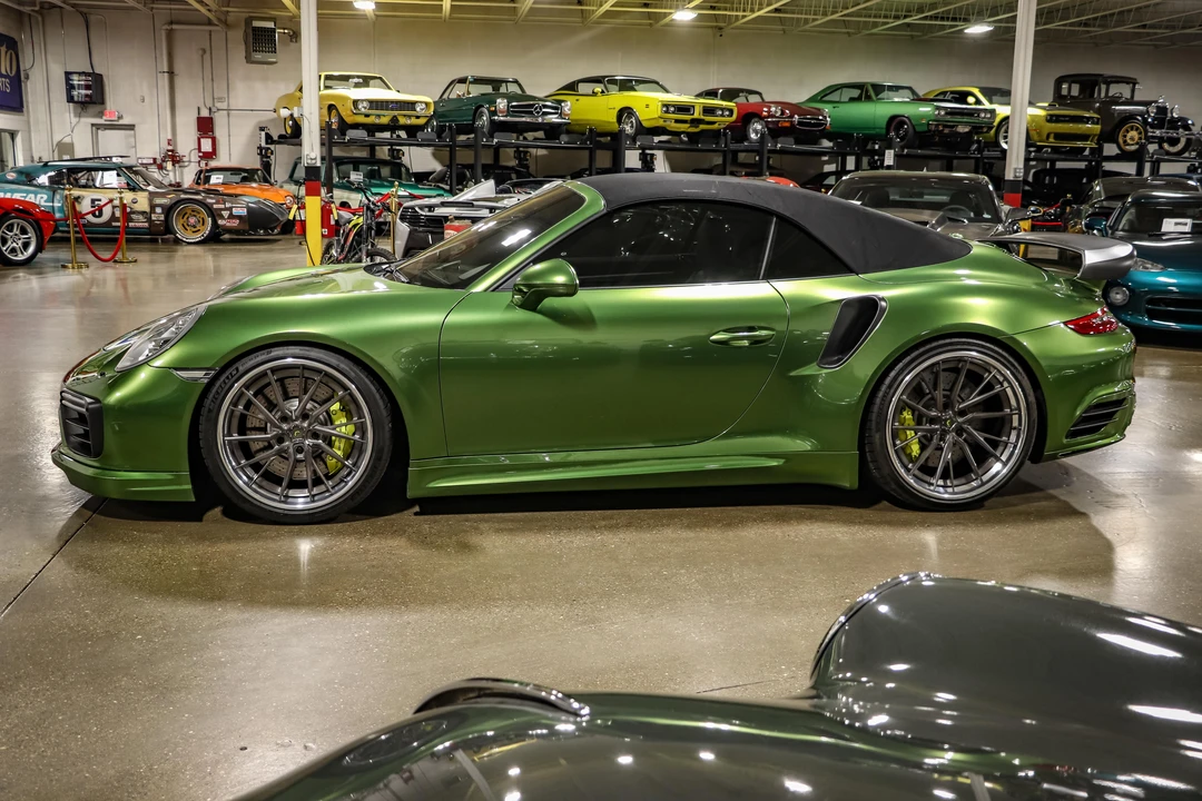 2017 Porsche 991 Turbo - Image 7 of 31