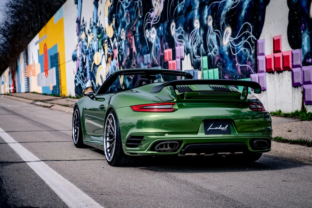 2017 Porsche 991 Turbo - Image 25 of 31