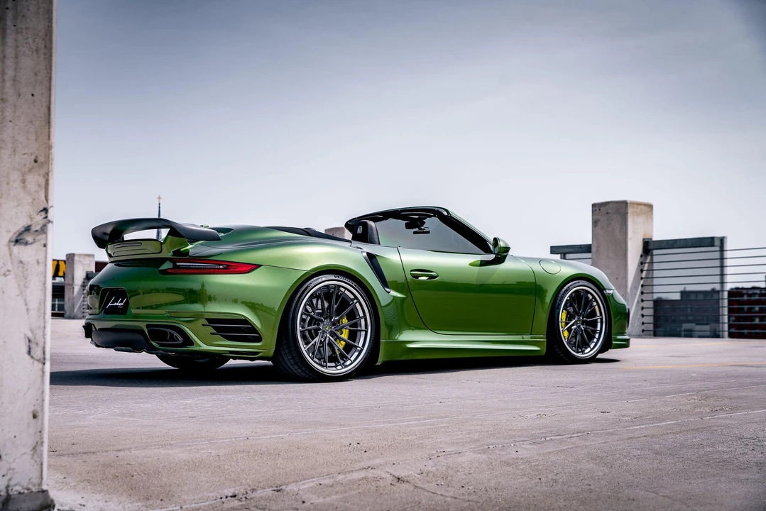 2017 Porsche 991 Turbo - Image 30 of 31