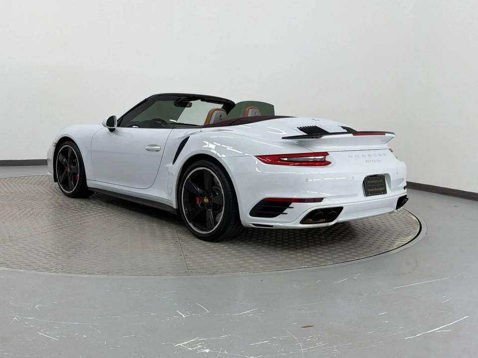 2017 Porsche 991 Turbo - Image 3 of 5