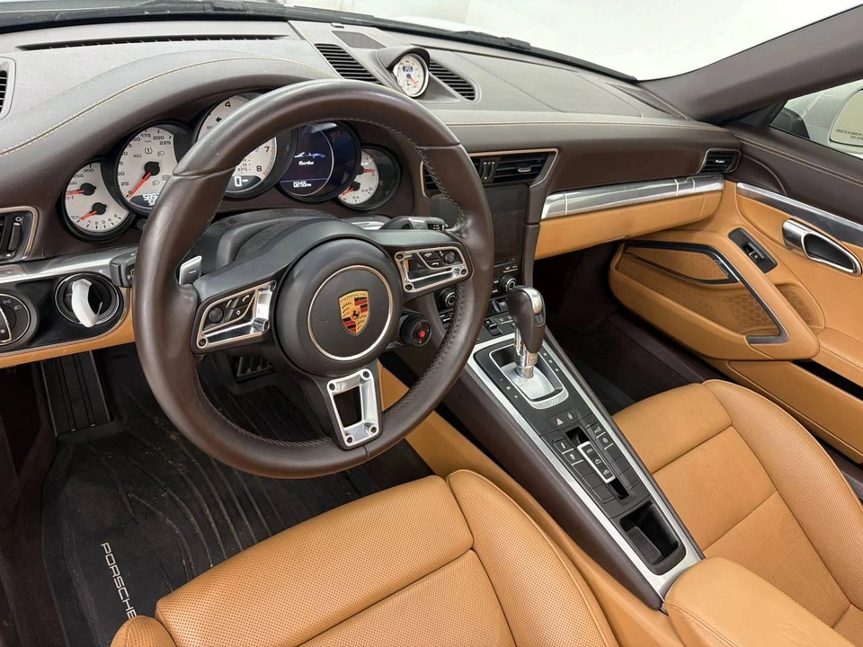 2017 Porsche 991 Turbo - Image 4 of 5