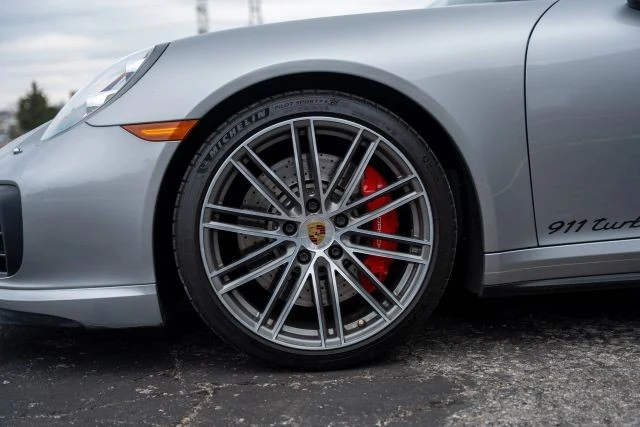2017 Porsche 991 Turbo - Image 9 of 19
