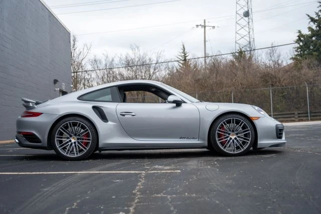2017 Porsche 991 Turbo - Image 4 of 19
