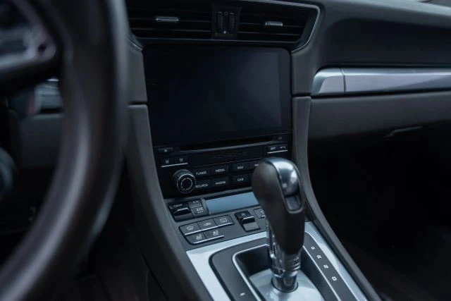 2017 Porsche 991 Turbo - Image 17 of 19