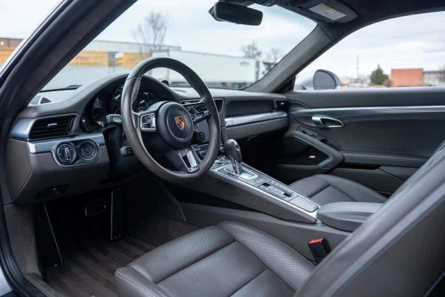 2017 Porsche 991 Turbo - Image 13 of 19