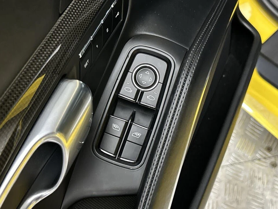 2017 Porsche 991 Turbo - Image 14 of 30
