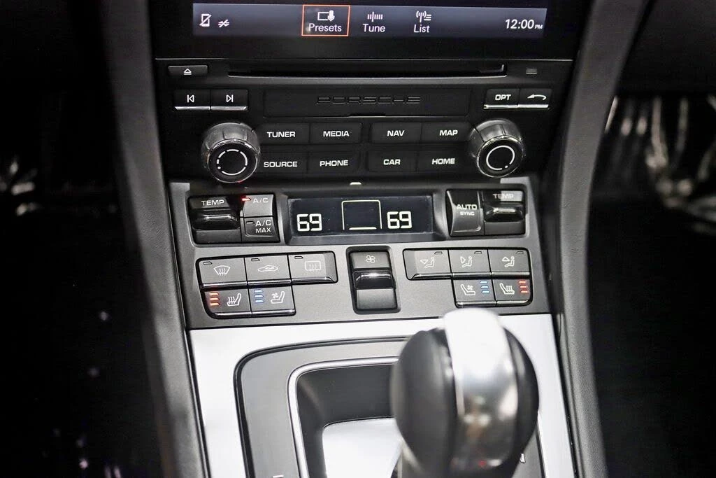 2017 Porsche 991 Turbo - Image 23 of 31
