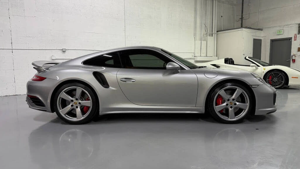 2017 Porsche 991 Turbo - Image 8 of 31