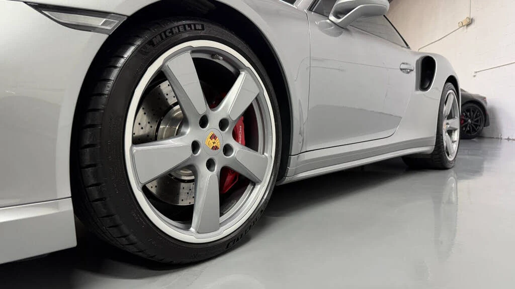 2017 Porsche 991 Turbo - Image 28 of 31