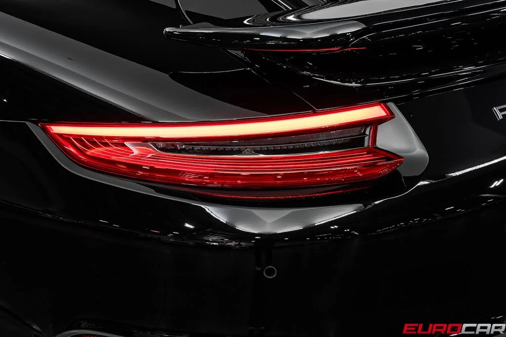 2017 Porsche 991 Turbo - Image 19 of 31