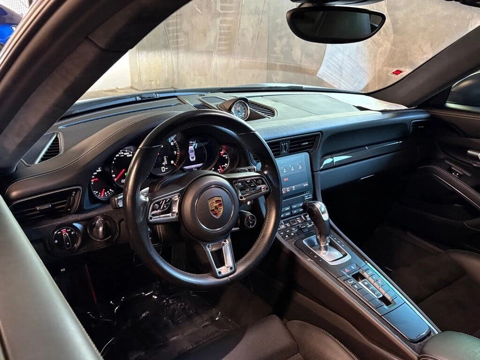 2017 Porsche 991 Turbo - Image 4 of 31