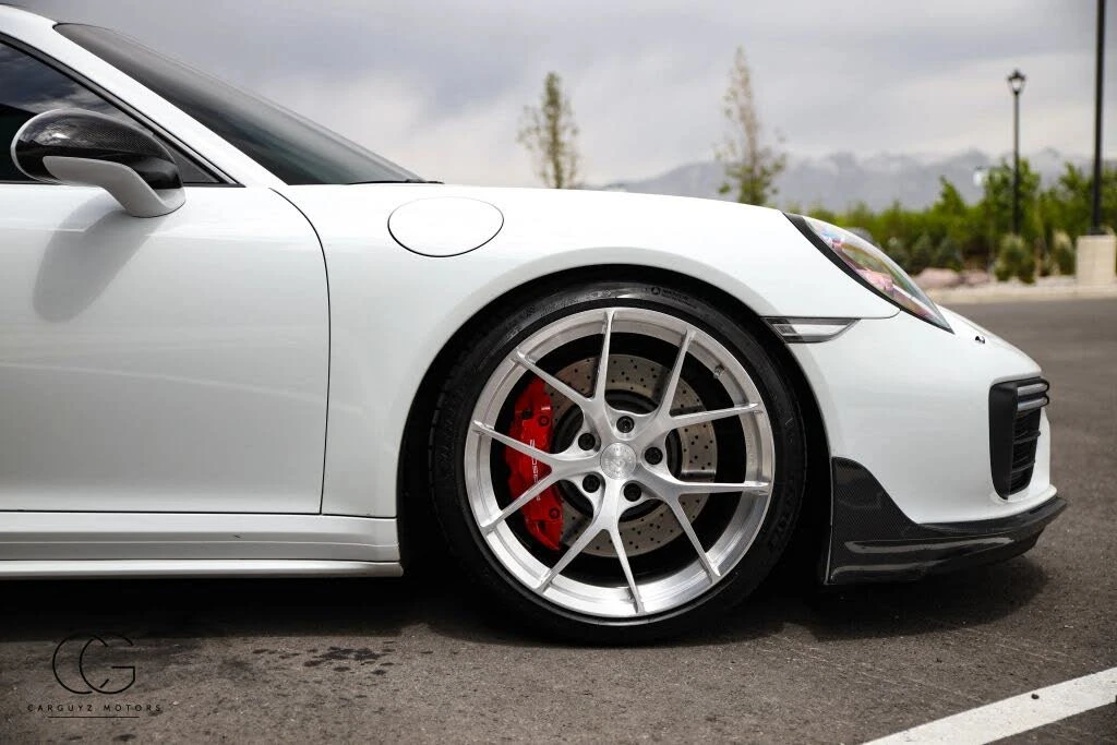 2017 Porsche 991 Turbo - Image 17 of 31