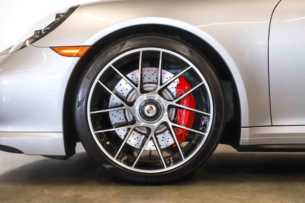 2017 Porsche 991 Turbo - Image 19 of 31