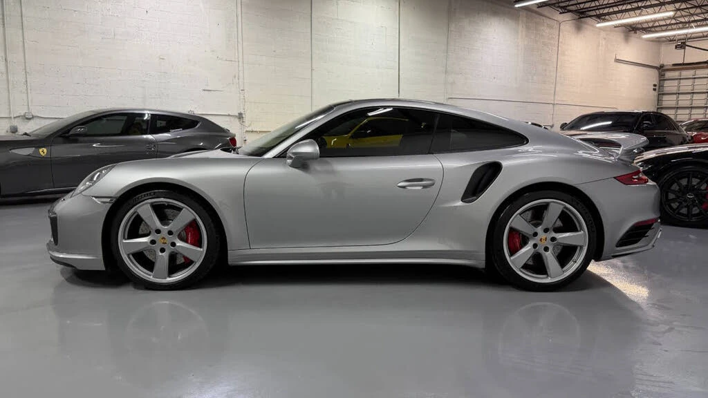 2017 Porsche 991 Turbo - Image 27 of 31