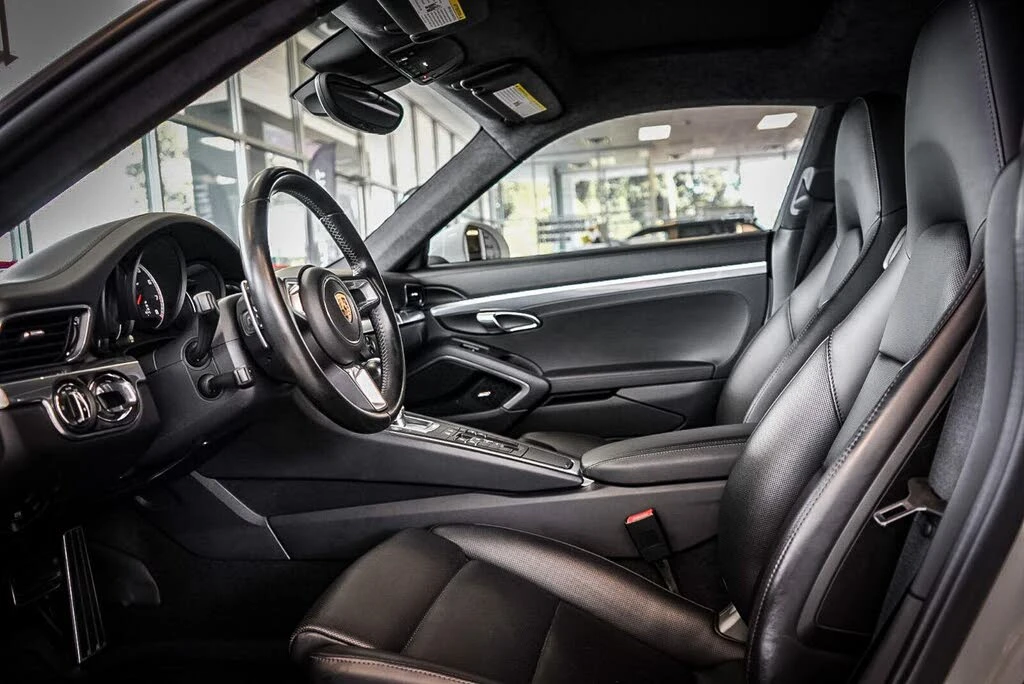 2017 Porsche 991 Turbo - Image 5 of 31