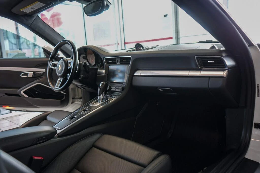2017 Porsche 991 Turbo - Image 25 of 31