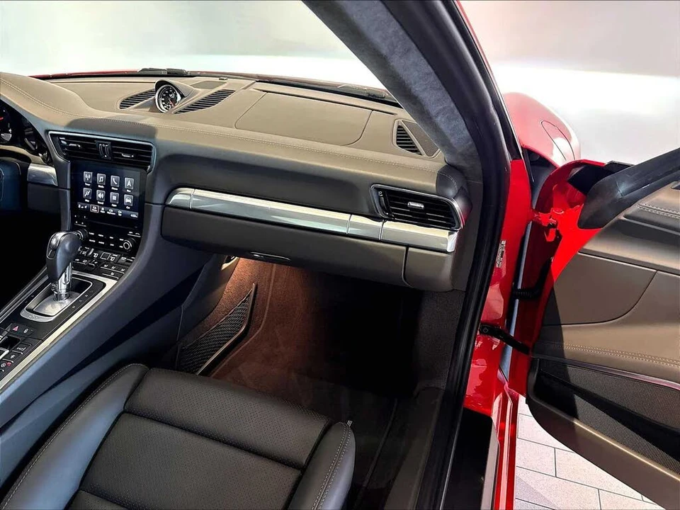 2017 Porsche 991 Turbo - Image 20 of 31