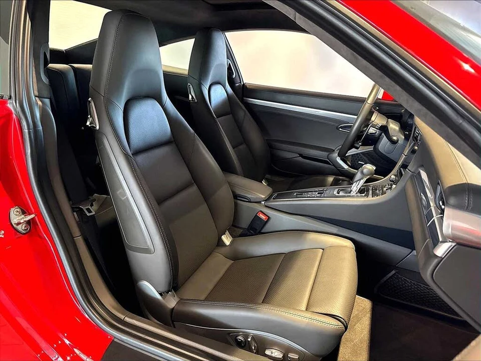 2017 Porsche 991 Turbo - Image 19 of 31
