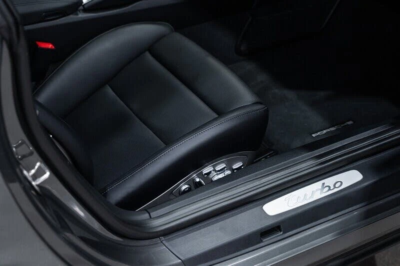 2017 Porsche 991 Turbo - Image 30 of 31