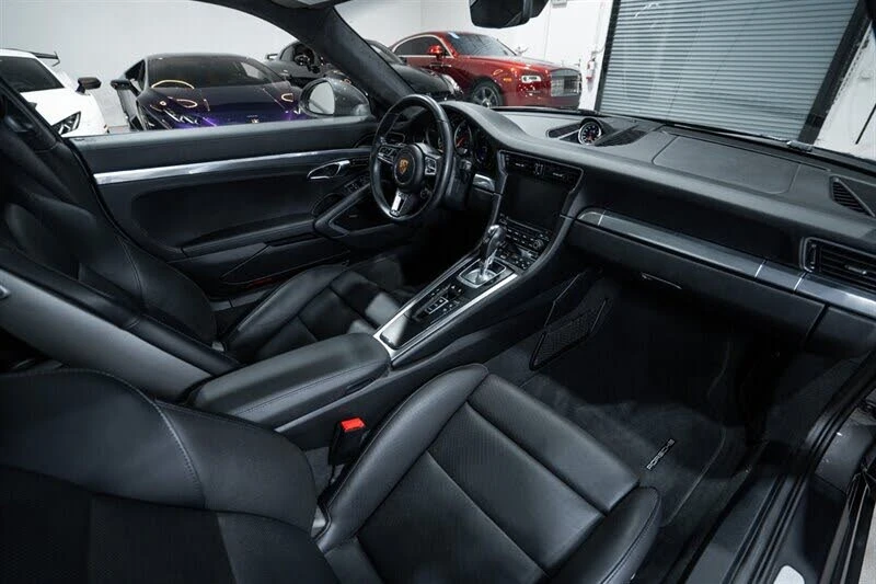 2017 Porsche 991 Turbo - Image 28 of 31