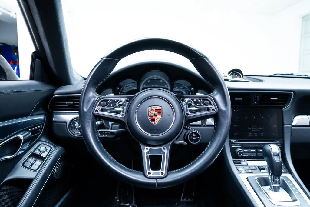 2017 Porsche 991 Turbo - Image 14 of 27