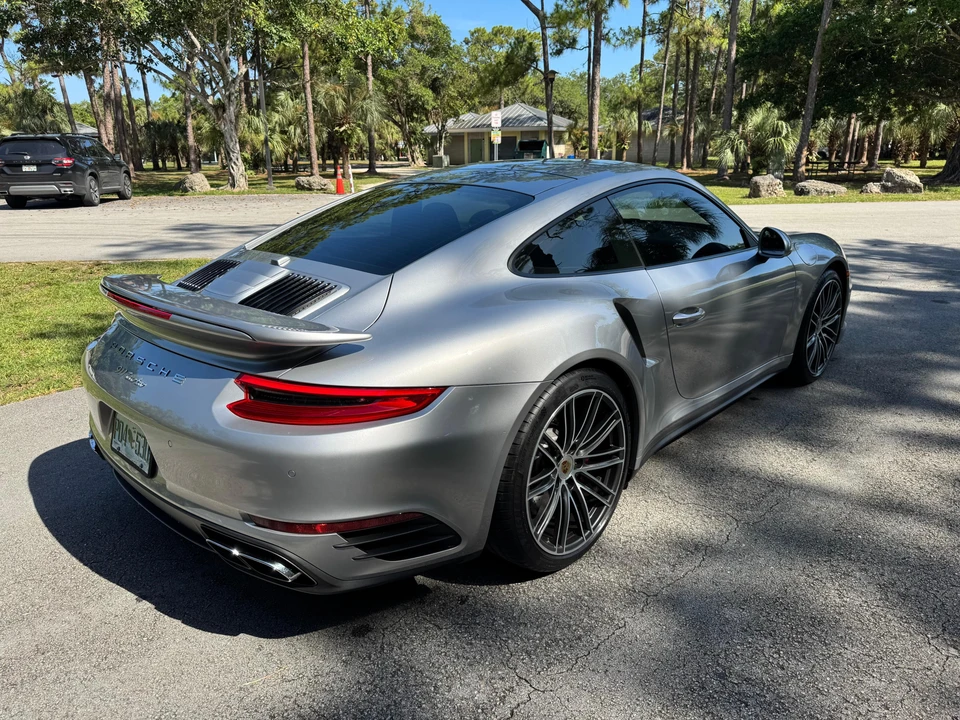 2017 Porsche 991 Turbo - Image 12 of 31