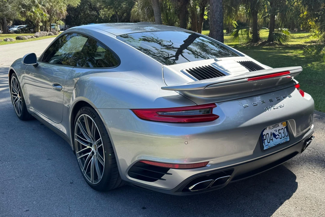 2017 Porsche 991 Turbo - Image 4 of 31
