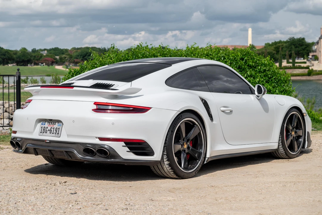 2017 Porsche 991 Turbo - Image 4 of 31