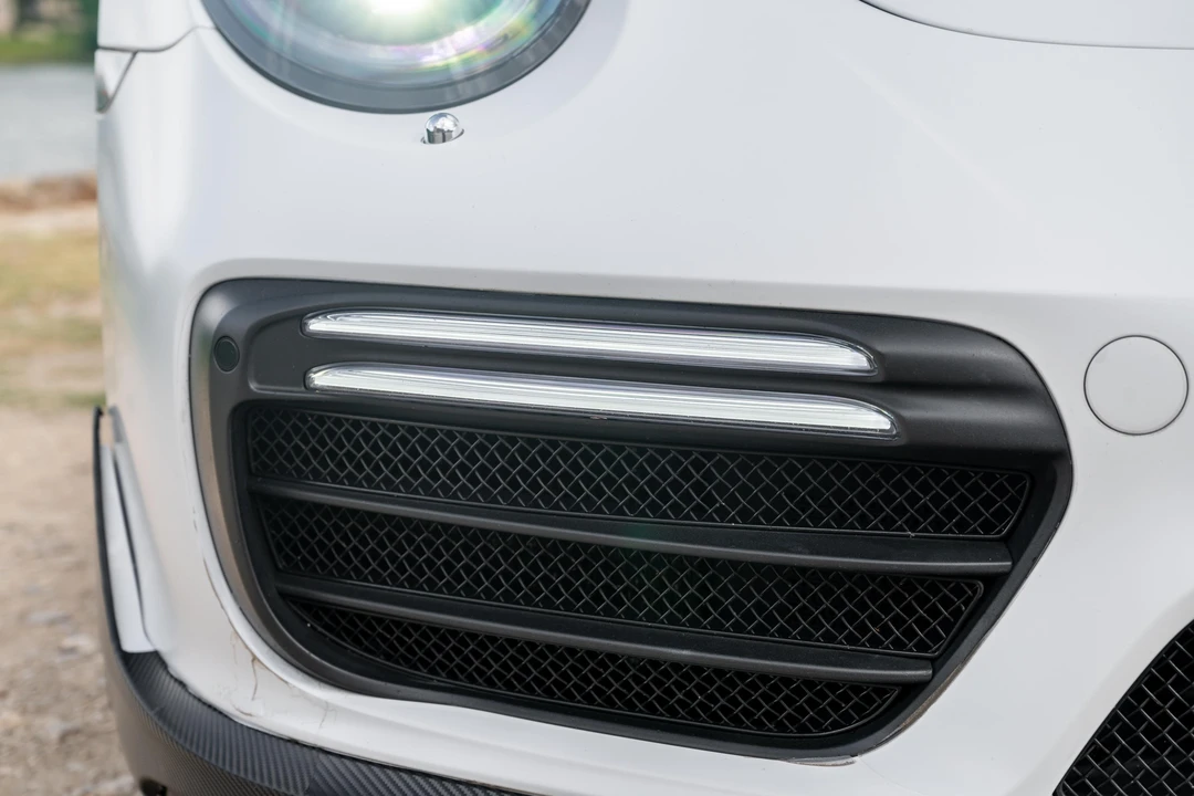 2017 Porsche 991 Turbo - Image 14 of 31