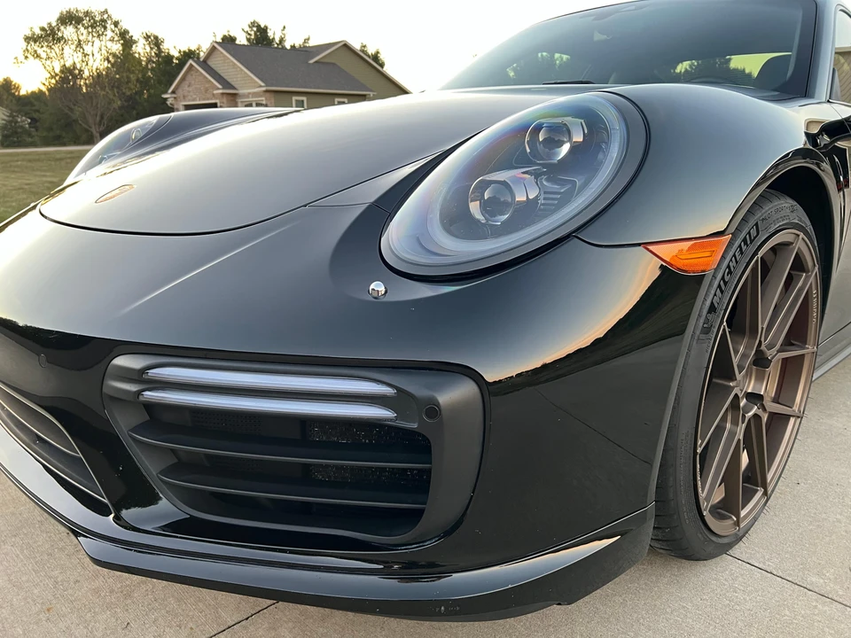 2017 Porsche 991 Turbo - Image 25 of 31