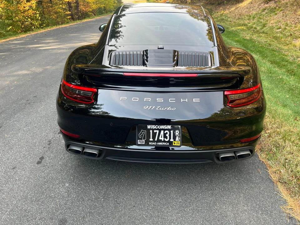 2017 Porsche 991 Turbo - Image 16 of 31