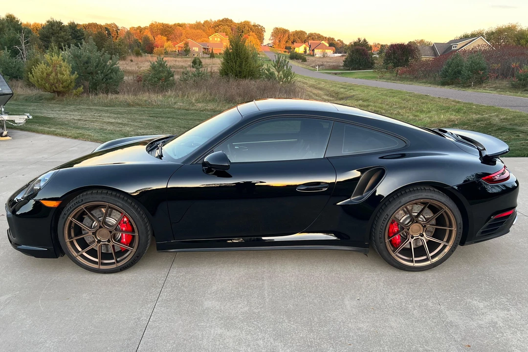 2017 Porsche 991 Turbo - Image 3 of 31