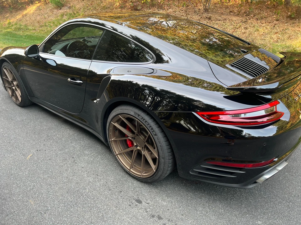 2017 Porsche 991 Turbo - Image 13 of 31