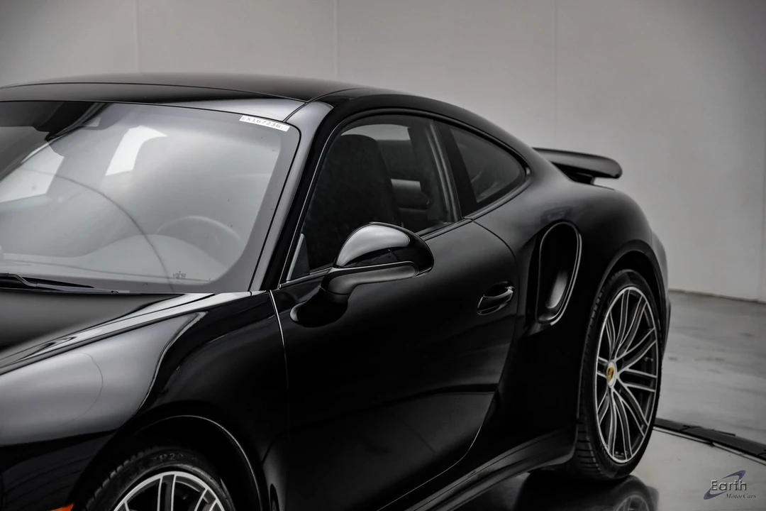 2017 Porsche 991 Turbo - Image 27 of 31