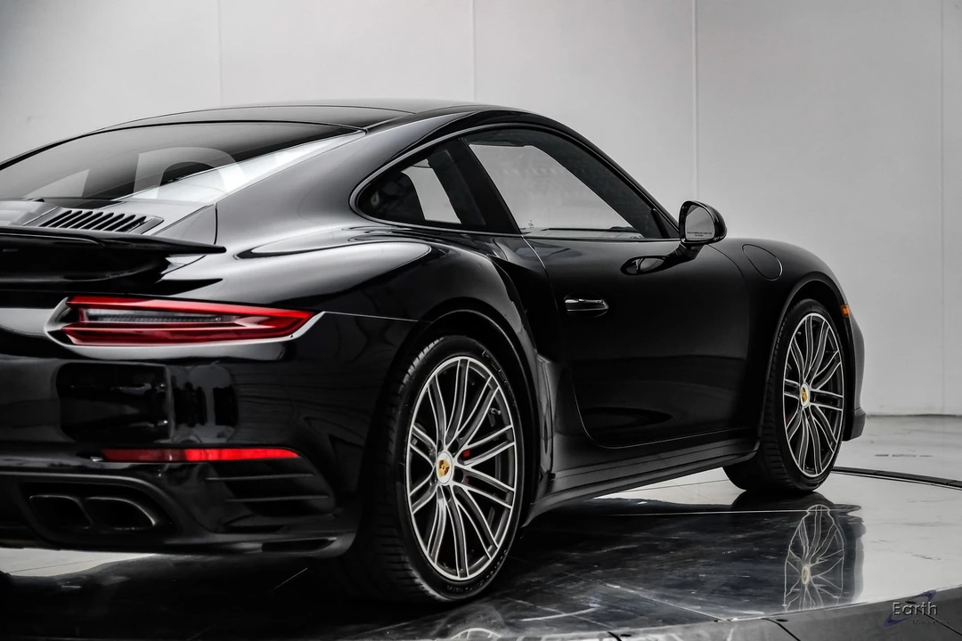 2017 Porsche 991 Turbo - Image 18 of 31