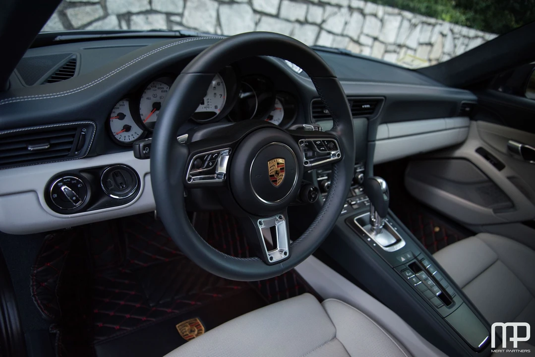 2017 Porsche 991 Turbo S - Image 11 of 29