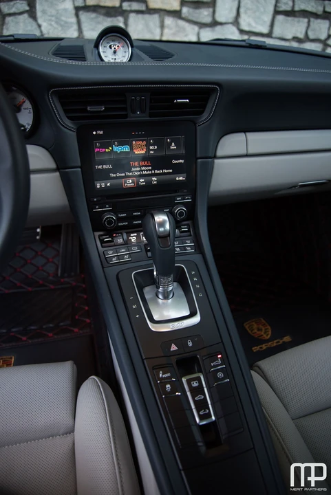 2017 Porsche 991 Turbo S - Image 14 of 29