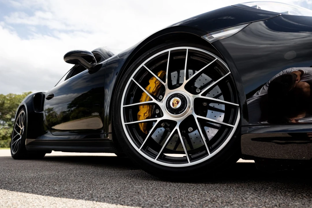 2017 Porsche 991 Turbo S - Image 12 of 31